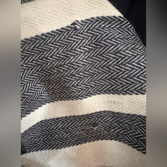 Loft navy and white plaid poncho - Picture 6 of 6